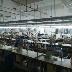 广州市滢锦服饰