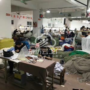 广州海珠区丽芊佳制衣厂