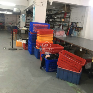 广州市云鑫服饰