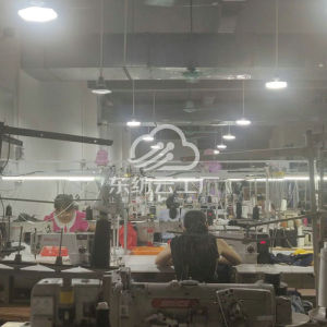 广州三朵花服饰