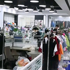 领秀尔服饰有限公司