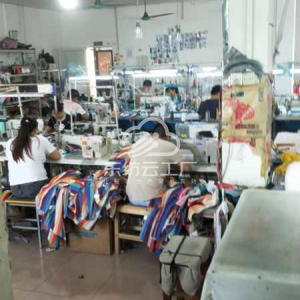 广州市鑫怡锦添服饰有限公司