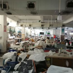 广州燎灿服装厂