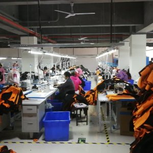 远峰服饰有限公司