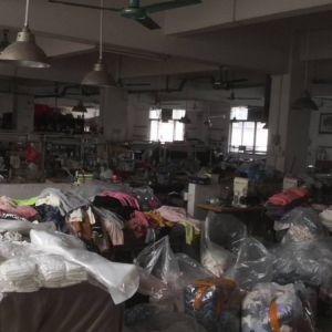 广州市紫纺车制衣厂