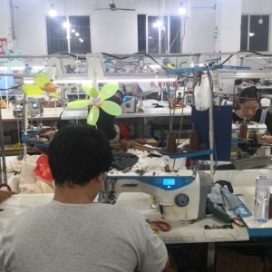 合利缘服饰制衣厂