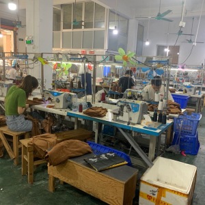 合利缘服饰有限公司