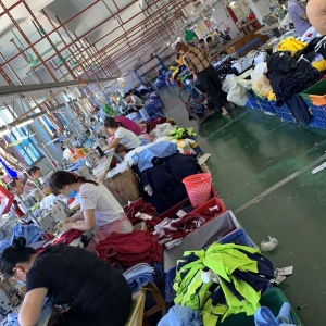 东莞宏冠服装有限公司