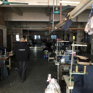 柒月服饰有限公司