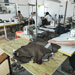 永清县经济开发区宝云服装厂