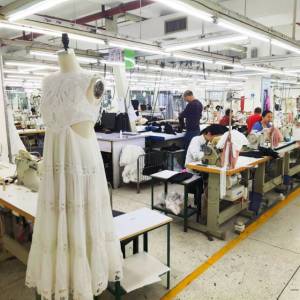 东莞市凤岗镇达利盛时装有限公司