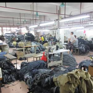 玉林市玉州区臻丽服装厂