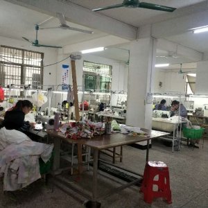 犁头王服饰有限公司