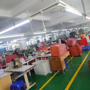 晋江市鑫浪雅服饰有限公司