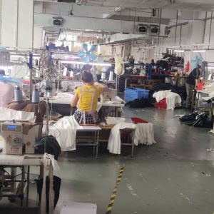 广州丹露妮服装公司