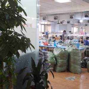 广州鑫诺服装有限公司