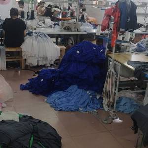 广州市语诚服装有限公司