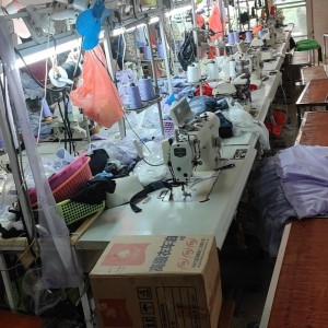 鸿运连连制衣厂