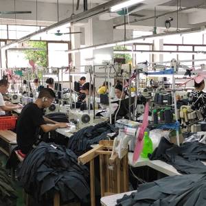 诗琴景服饰有限公