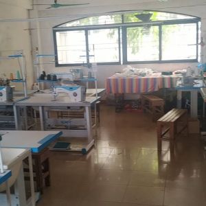 盈赢服装加工厂