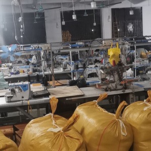 广州市冠隆服装有限公司