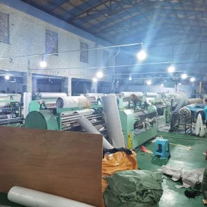 振强服装压折厂