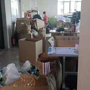 东莞市茶山翌涵商贸服装厂