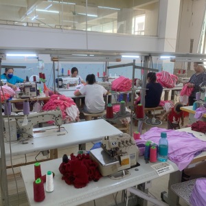 熙隆服饰箱包有限公司