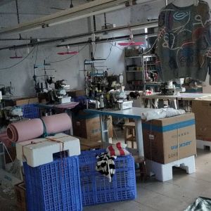 东莞市石碣翔鸿制衣厂