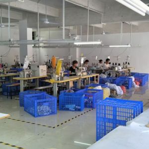 中山市雾屿鹿服饰