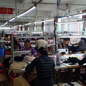 蘭轩服饰有限公司