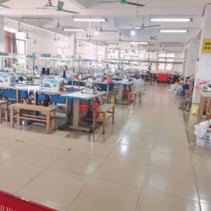 广州市彩楹服装厂