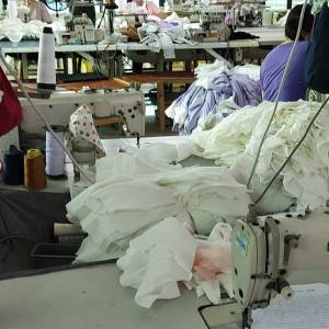 怀集县连麦镇阿连制衣厂