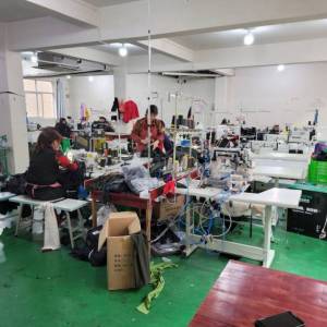 宁波鸿钧服饰有限公司