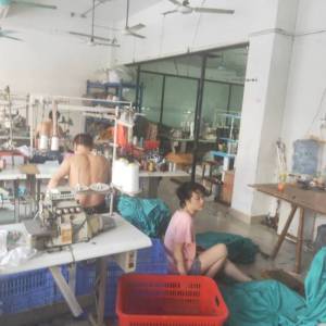 衣甲天下服装厂