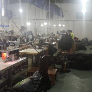 浦江县龙燕齐舞针织厂