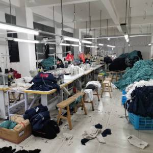 南昌创宏服装有限公司