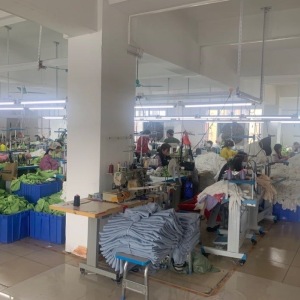 秉尚服饰有限公司