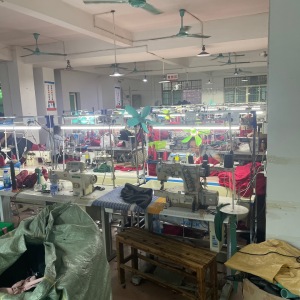 亿美服装有限公司