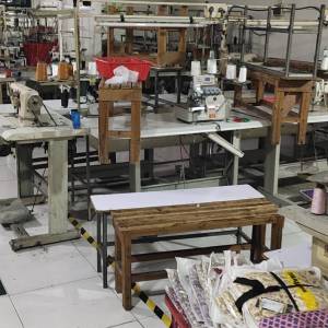 广州市海珠区梓檬纺织制衣有限公司