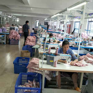 广州颖业服饰有限公司