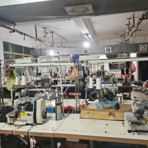 荷塘区美拉服装厂