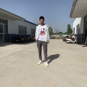 新疆蔚蓝服饰有限公司