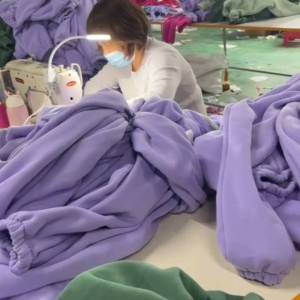 湖北依维妮商贸有限公司