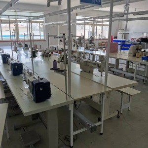 青岛锦佰鑫服饰有限公司