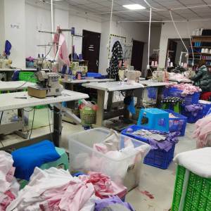 贵州鸿诺服饰有限公司