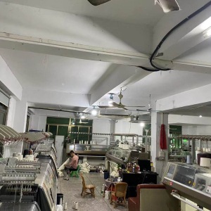 华䒩毛衣针织衫厂