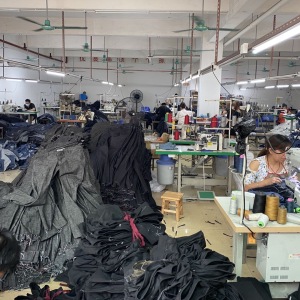 源鑫牛仔制衣厂