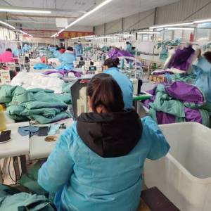 沛县以琳服装加工厂