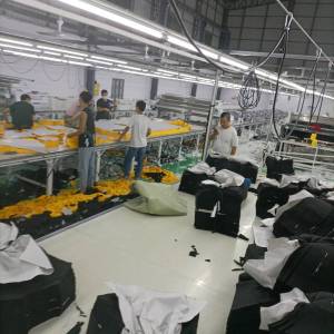 鑫鑫服装加工厂